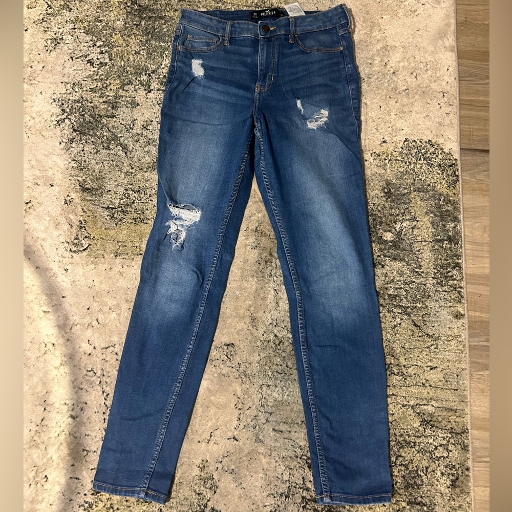 Hollister Dark wash jeans